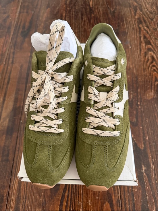 Larroude Shoes - Larroude Stella sneakers